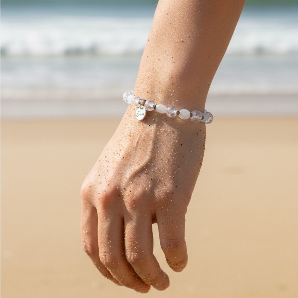 Erimish. Elegant White Beaded Bracelet. ***Bundle & Save on shipping. *** - Picture 2 of 6